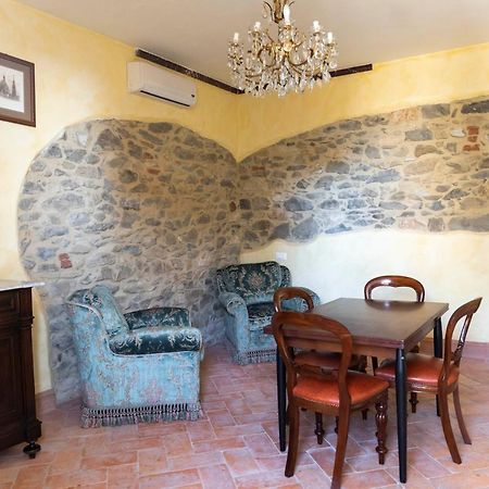 Sullago Appartamenti -Romantico Appartamento In Centro Castiglione del Lago Bagian luar foto