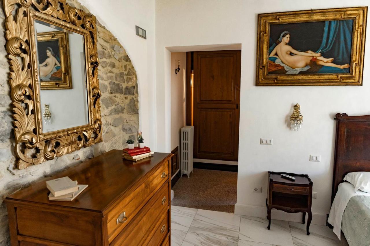 Sullago Appartamenti -Romantico Appartamento In Centro Castiglione del Lago Bagian luar foto